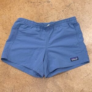 Patagonia girls Barely Baggies shorts Large 10  Steam Blue